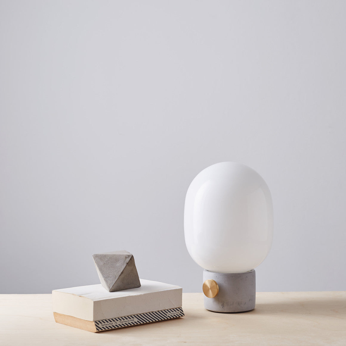 JWDA Lamp Concrete & Brass